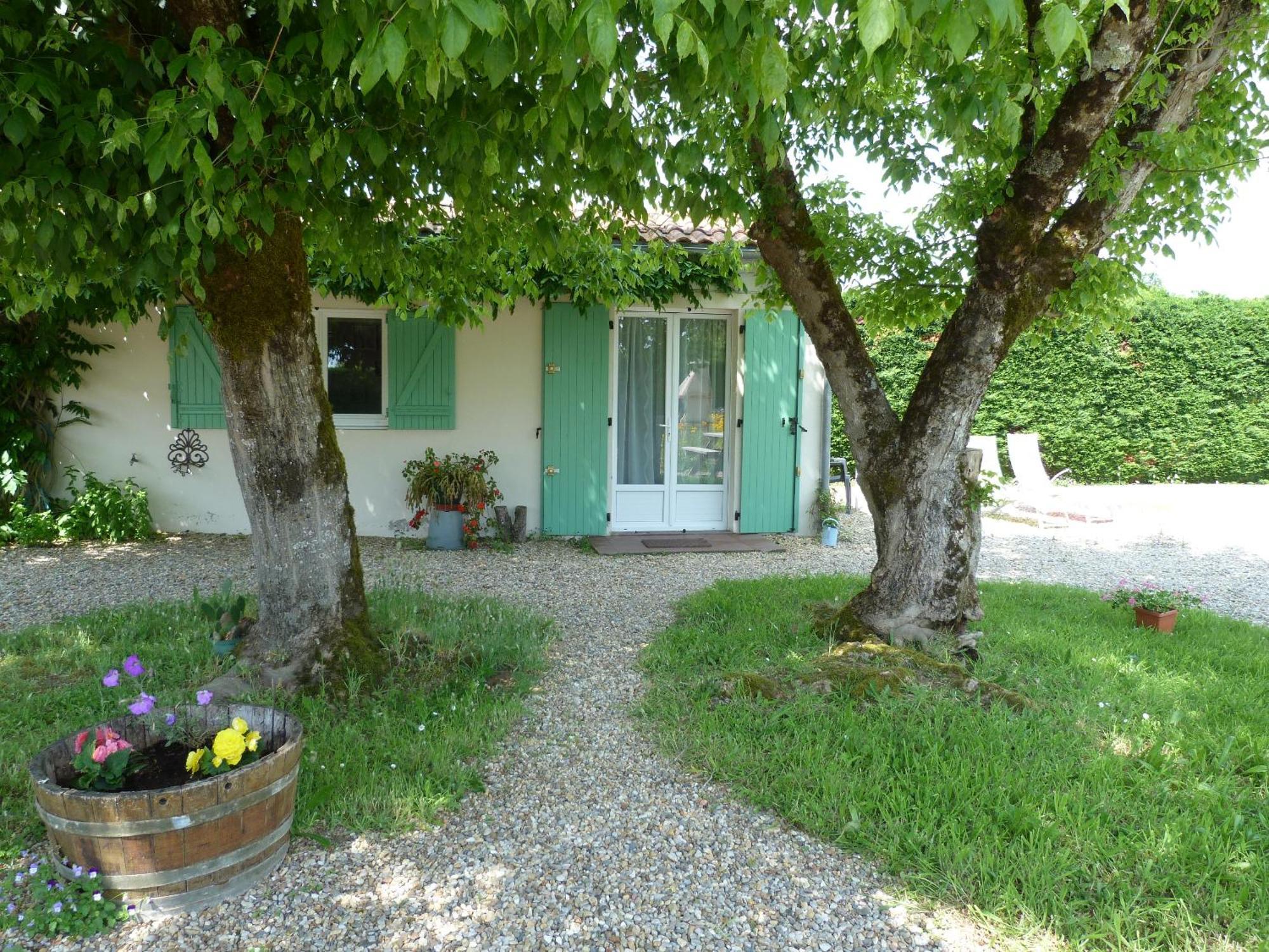 Le Clos D'Emeline Sainte-Terre Exterior photo